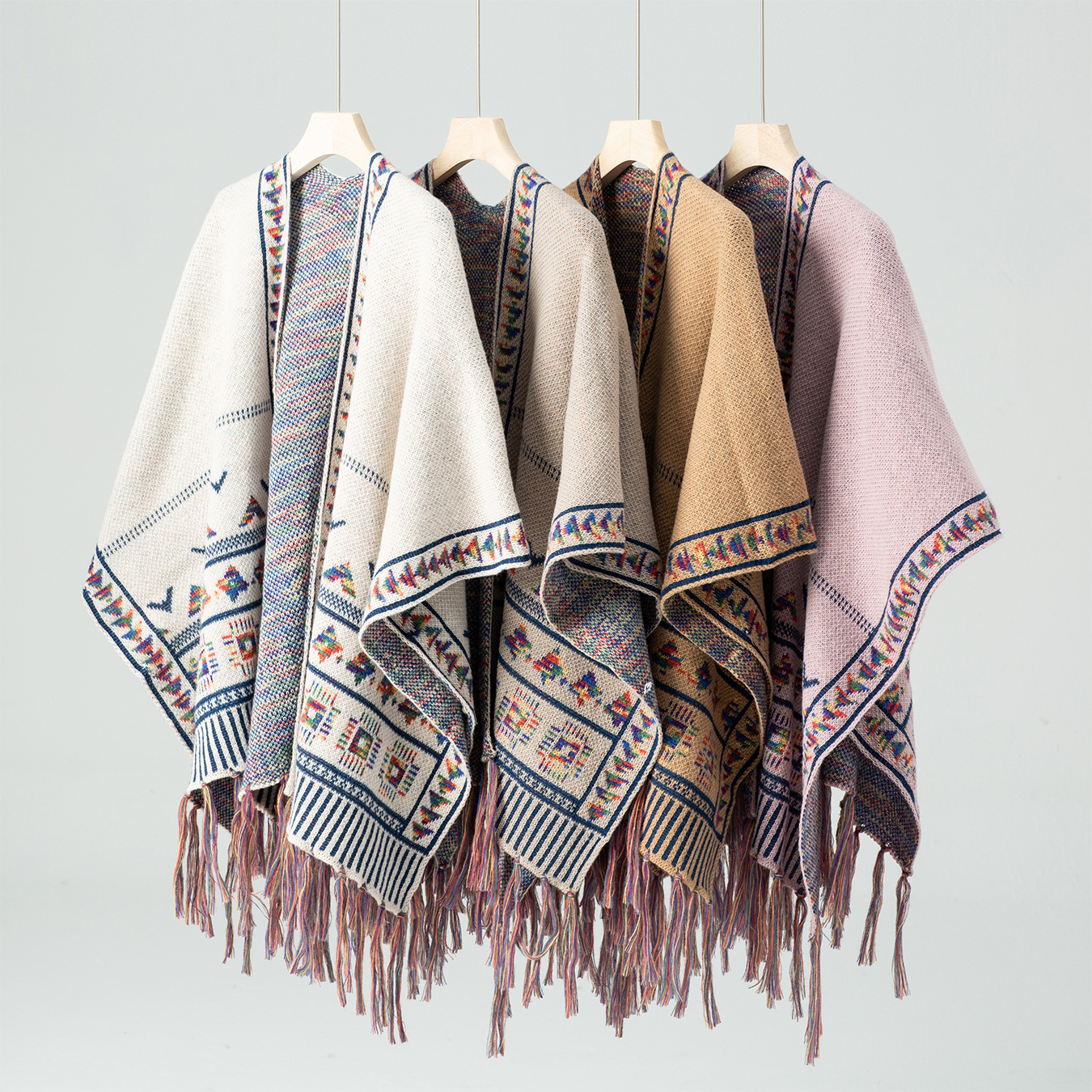 Grobstrick Damen Cape Mit Quasten Lässiger Jacquard Mantel_voghion.com