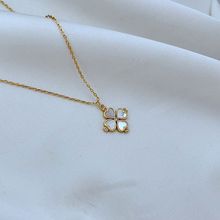 新款时尚潮流简约通勤天然心形贝壳幸运四叶草造型金属项链