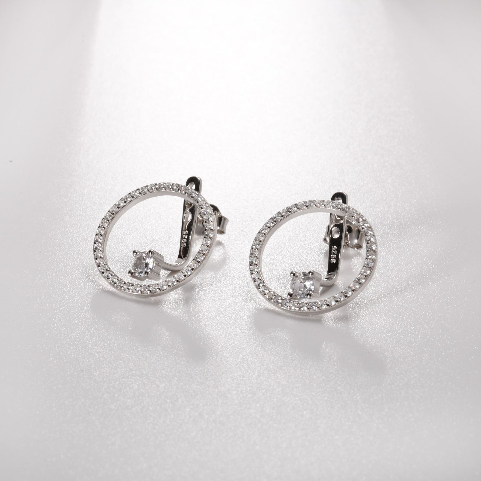 1 Paire Élégant Style Simple Géométrique Placage Argent Sterling Or Blanc Plaqué Boucles D'oreilles display picture 3