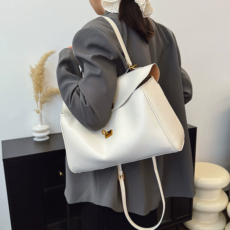 Shoulder bag, capacious one-shoulder bag, high-quality style