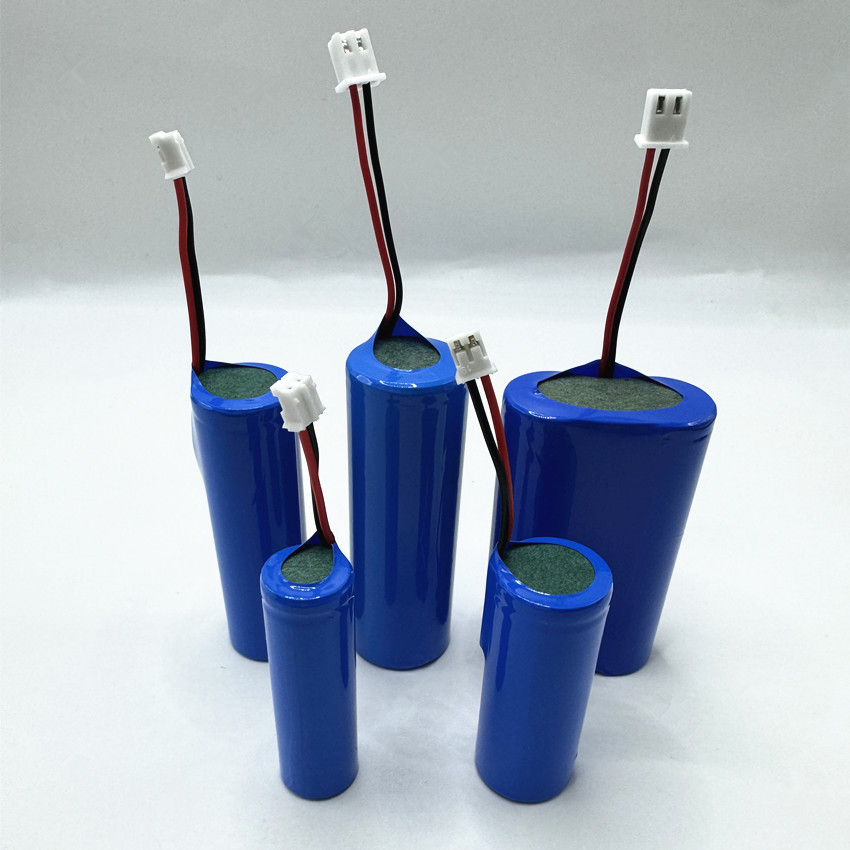 18650 Lithium Battery 800-2500Mah Solar Emergency Light Bluetooth Speaker Fan Cylindrical Battery Pack Customization