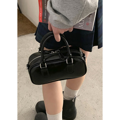 卸売レトロ女性バッグ大衆高級感ハンドバッグ2025新型シンプル小方バッグ