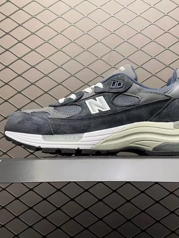 Обувь женская Putian Chunyuan NB992 Yuanzu серые Daddy Shoes Slows Reto the Victor мужские кроссовки для отдыха спорта беговые