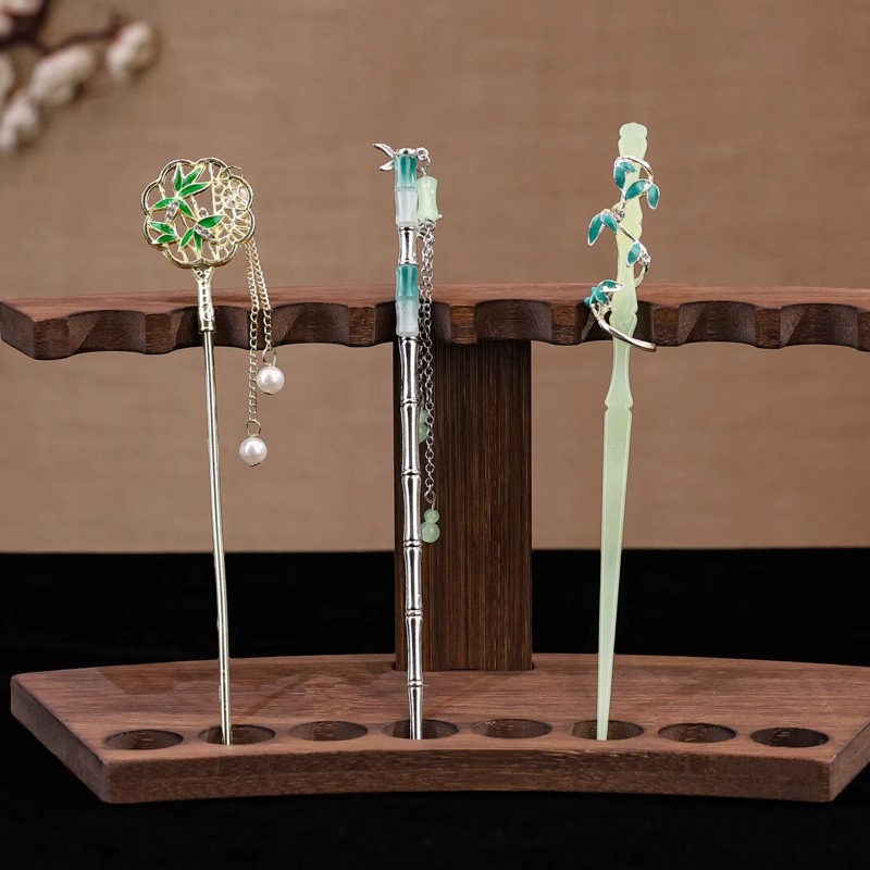 Nueva horquilla china 2025 nuevo estilo estilo antiguo horquilla mujer falda de cara de caballo de alta calidad estilo nacional horquilla de madera paso a paso horquilla tocado