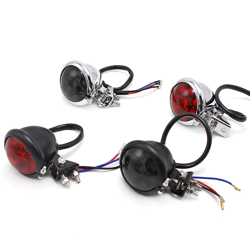 Accesorios de la motocicleta retro modificado crucero Príncipe locomotora metal redondo pequeña luz trasera luz freno LED Universal