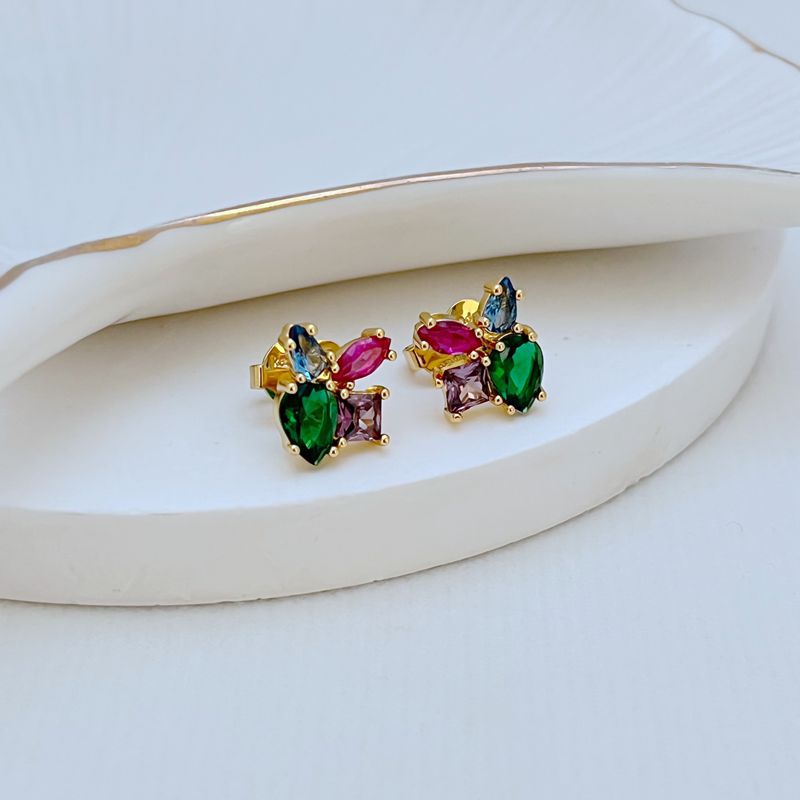 Pendientes de botón con circonita y perla para mujer elegantes_voghion.com