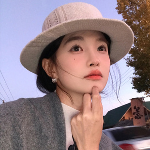 泳衣亮色