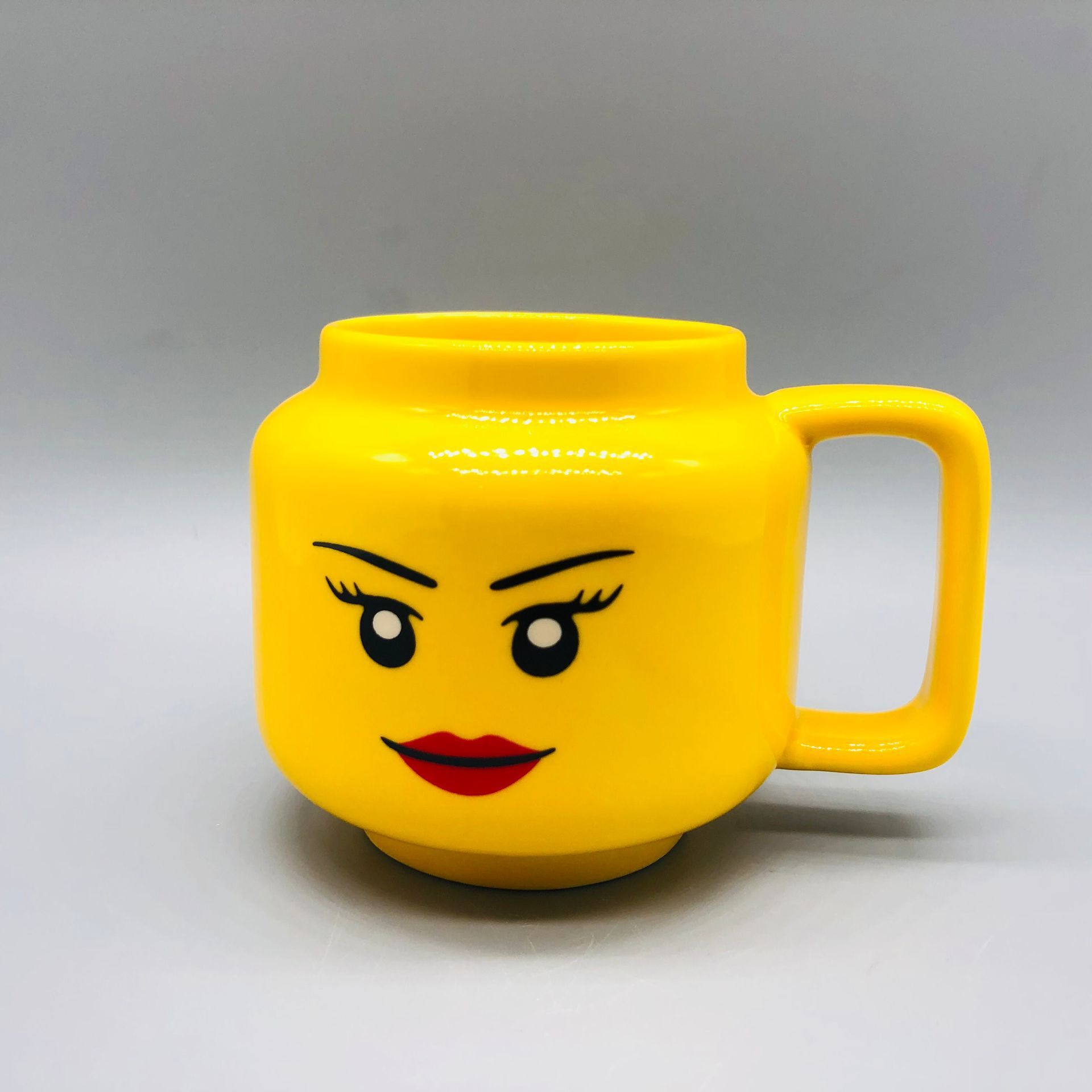 Expresión facial linda taza de cerámica pequeña cabeza de muñeca taza de cerámica linda cara sonriente taza de bebida taza de regalo para niños