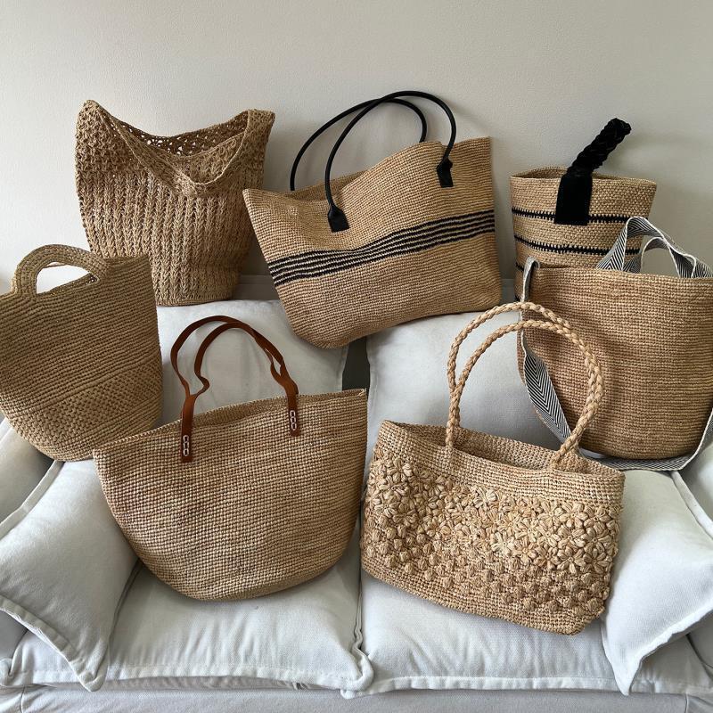 Natural Raffia Hand-Woven Bag for Women, Summer Versatile Commuter Vacation Style Beach Straw Bag, Tote Bag, Bucket Bag