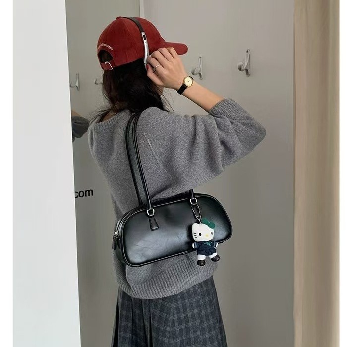 Korean Style Autumn/Winter New Elegant Women's Bag Retro Oiled Leather Shoulder Underarm Baguette Bag - Thumbnail 4