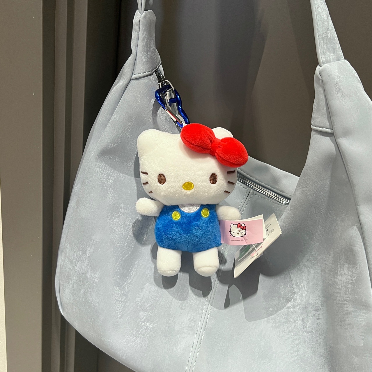 正版三丽鸥hello kitty凯蒂猫经典款毛绒公仔包挂件可爱挂饰-阿里巴巴