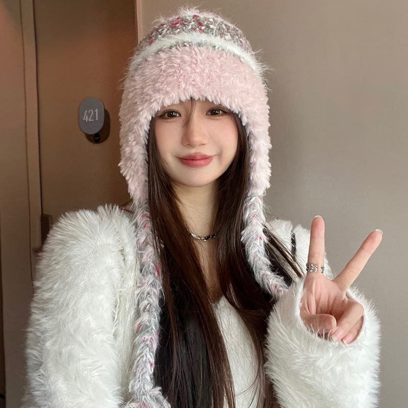 Sombrero de peluche de correa larga, sombrero de lana de invierno, sombrero de protección de orejas, sombrero Lei Feng, sombrero de punto caliente para mujeres