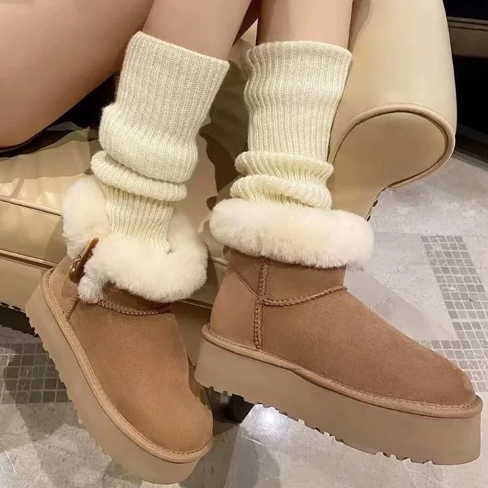 Женские зимние сапоги из натуральной кожи и шерсти, на толстой подошве, с меховой отделкой, модные, с плюшевой подкладкой, утепленные, с пряжкой из рога.