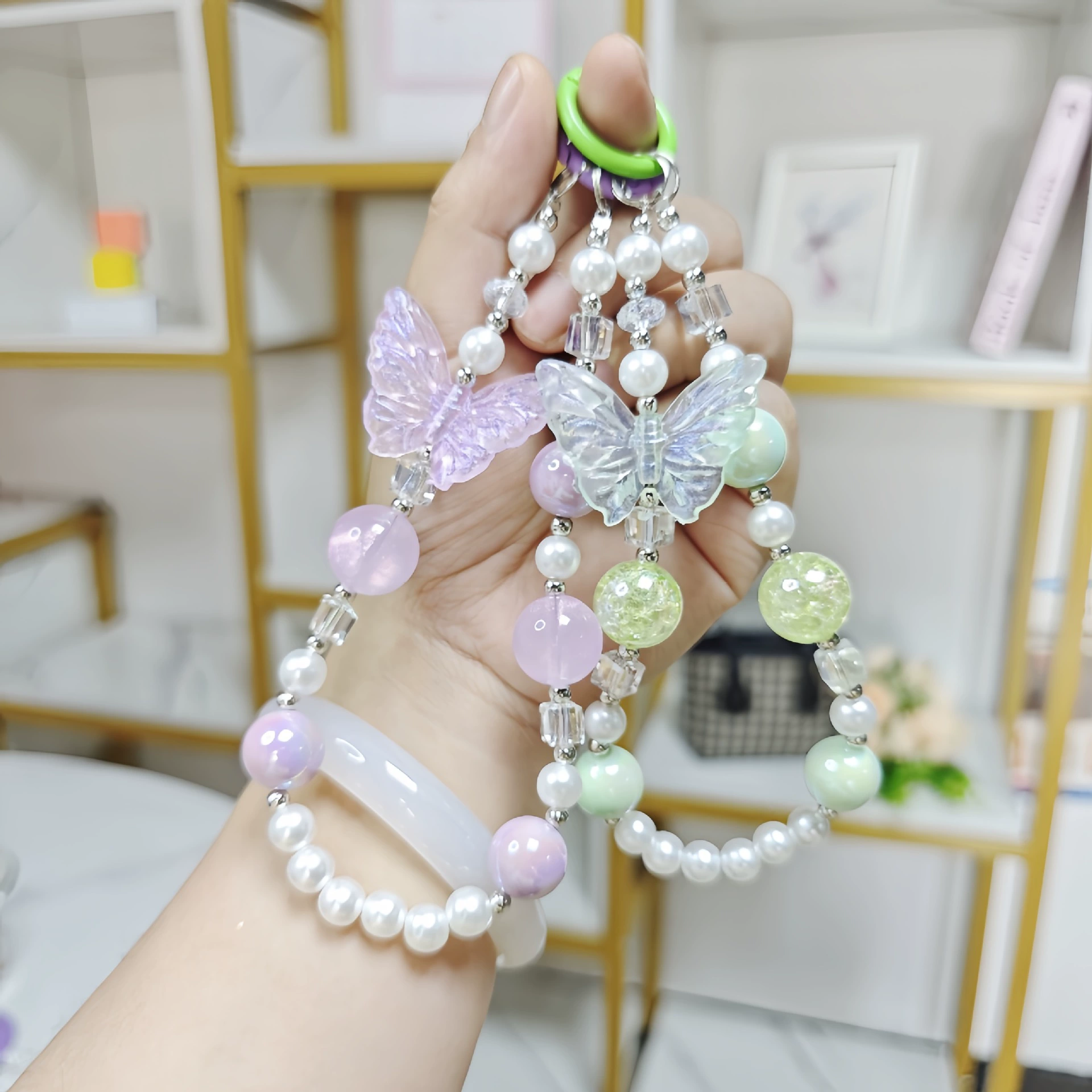 Creative beaded bracelet, mobile phone, pendant, handle, acrylic key bag with bow, bag accessory, handmade