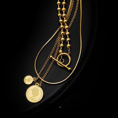 A three-layer Dyson style portrait three-layer clavicle minimalist style necklace for female internet celebrities new ins titanium steel exquisite