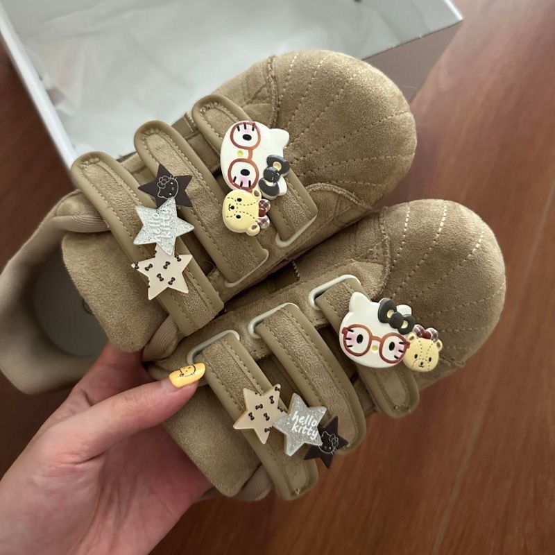 2026 primavera y otoño nuevo estilo bonito gran cabeza marrón zapatos de entrenamiento alemán cómodos de suela delgada nicho universal zapatos de skate retro mujeres