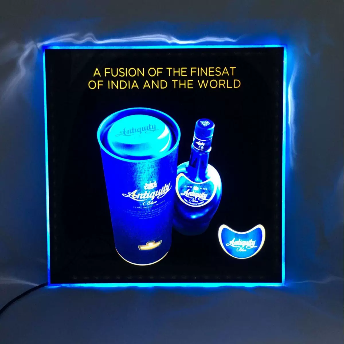 厂家直营挂墙灯箱/LED发光广告牌/挂墙LED灯箱/方形灯箱/发光标识