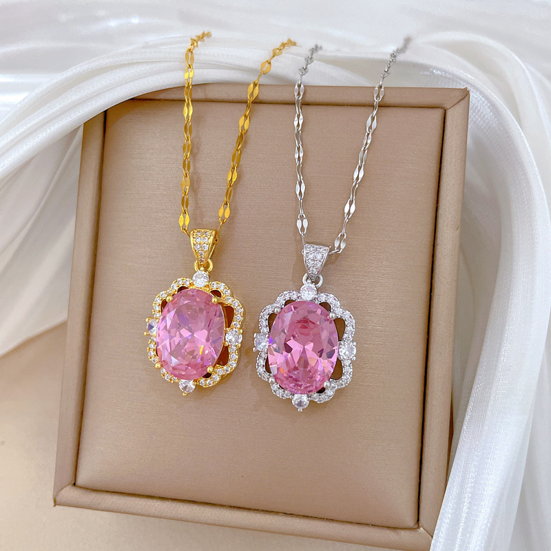 [Acero de titanio] Huevo de ganso de la industria pesada, ligero con incrustaciones, temperamento de lujo, hermoso collar de diamantes, cadena de clavícula de todo fósforo femenina, cadena de acero de titanio