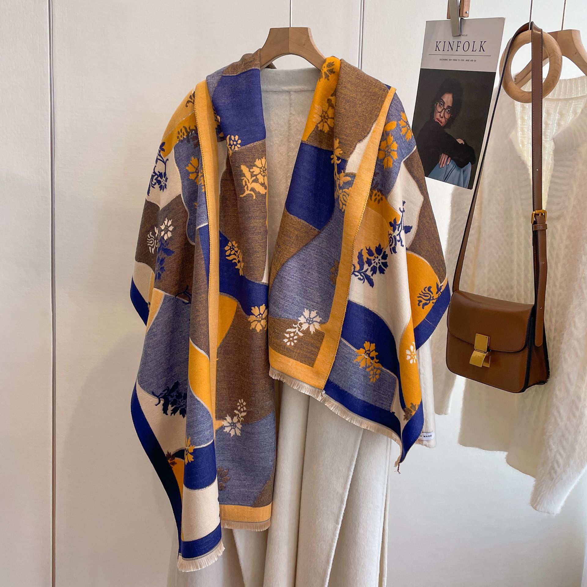 2023 nuevo estilo coreano decorativo de doble uso chal exterior de moda de Cachemira larga de doble cara gruesa bufanda caliente para las mujeres