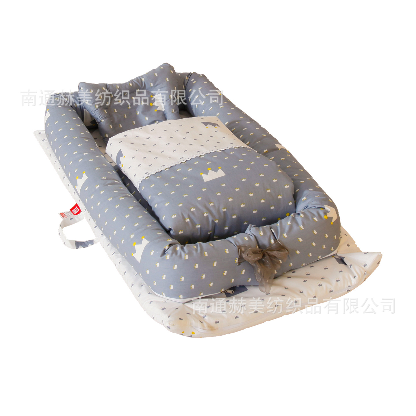Portable Baby Travel Crib & Diaper Bag 5