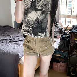 短袖t恤女夏季感小众印花设计辣妹修身上衣复古正肩暗黑美式独特