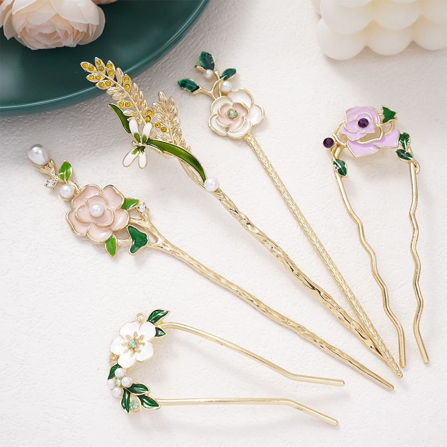 14g Weight Hair Sticks Hair Accessories Type 1 Piece Quantity Holiday, Street Occasion Metal Material Flower Pattern All Seasons Season Women's Gender Elegant, Retro Style Elegant Retro Women's Flower Metal Hair Sticks 5