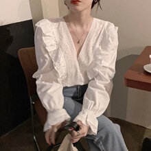 韩国chic 2024春夏新款气质v领蕾丝衫雪纺衫甜美别致温柔衬衫女