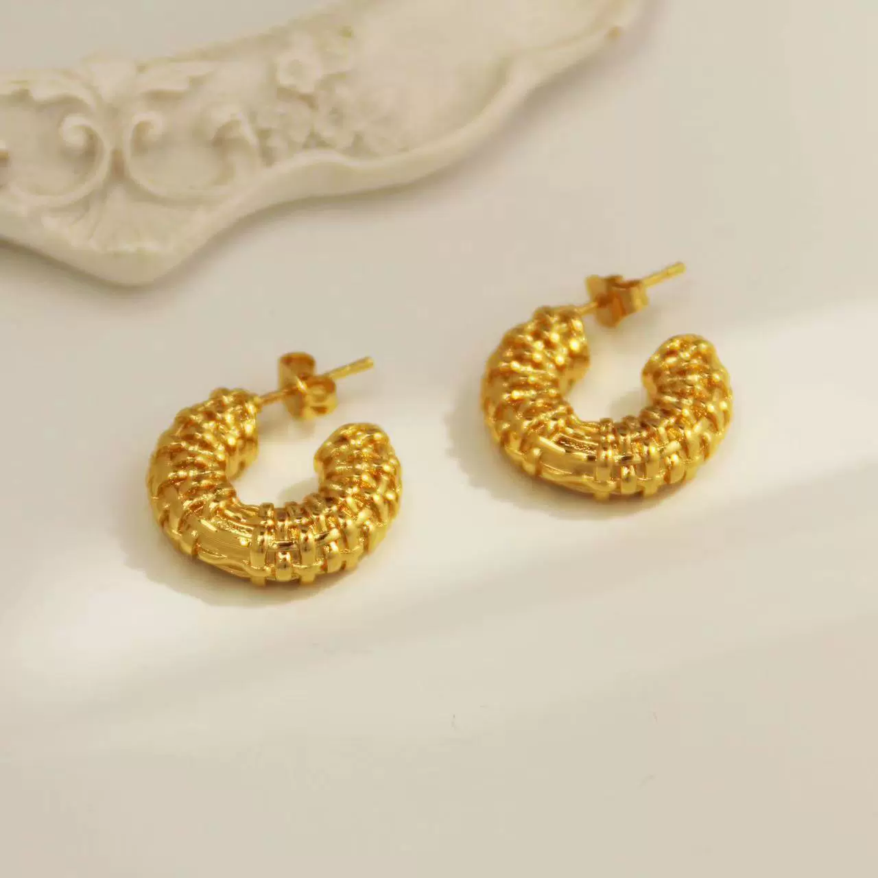 欧美ins风编织纹路不锈钢电镀金色耳环耳钉国潮配饰几何环形精致