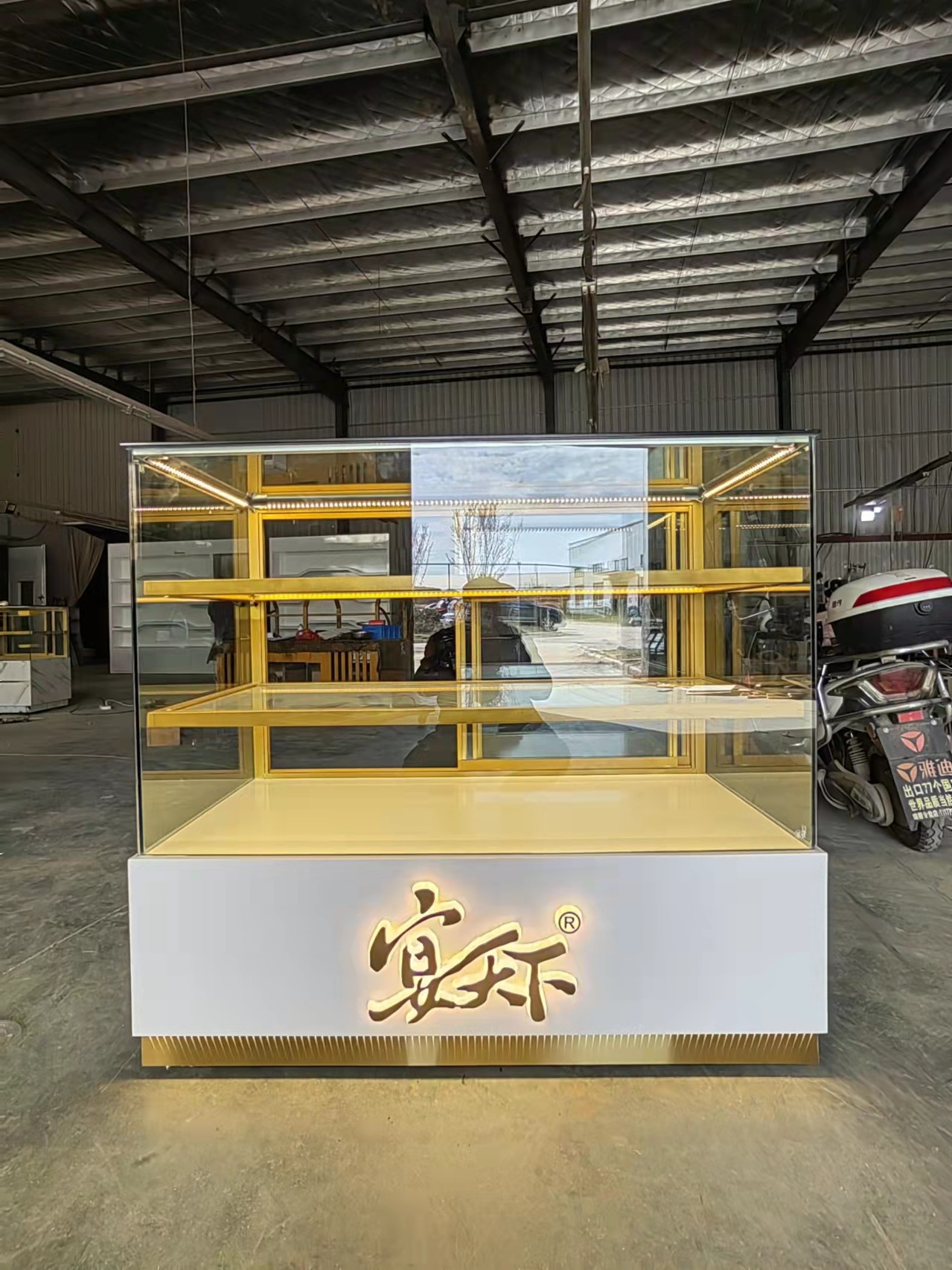 점장은 J 모델/m을 권장합니다 - 공식 표준 구성