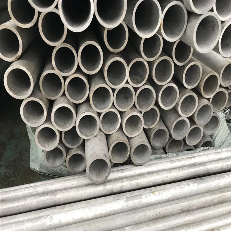 316L不锈钢管50*3 53*3 54*3/6/8 55*3 57/69*6 62*4.5 63*3 68*4