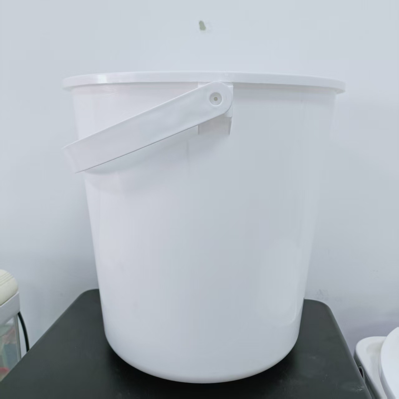 乐施14L可移动水桶可装水龙头可印LOGO盖子可选红色盖面带小口方