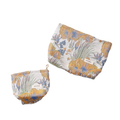 New French retro women's flower clutch bag high-value skin care products makeup bag change lipstick small storage bag