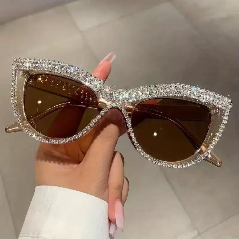 Cross-Border Handmade Cat-Eye Diamond-Encrusted New Flat Mirror Fashion Glasses Frame Personalized Sunglasses Photo-Taking Concave Shape Glasses Trend Cross-Border Handmade Cat-Eye Diamond-Encrusted New Flat Mirror Fashion Glasses Frame Personalized Sunglasses Photo-Taking Concave Shape Glasses Trend