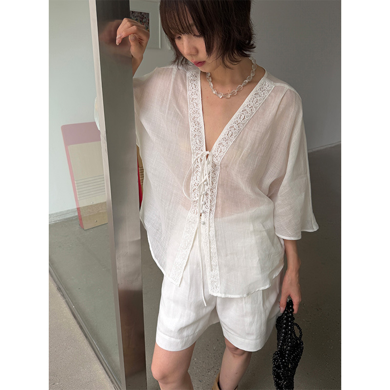 Feiding Thirteen Lines Summer V-Neck Half-Sleeve Korean Style Lace Trim Tie-Up Ramie Youthful Blouse P237 Feiding Thirteen Lines Summer V-Neck Half-Sleeve Korean Style Lace Trim Tie-Up Ramie Youthful Blouse P237