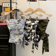 66033#迷彩背心女夏季新款设计感飘带个性时尚辣妹纯欲风上衣潮
