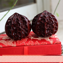 小叶血檀木手把件文玩核桃木雕手捻摆件把玩礼品赞比亚手工木雕