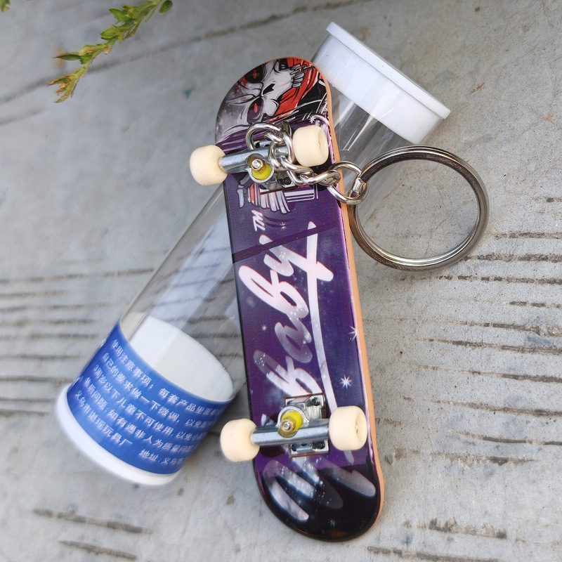 Finger skateboard advertising gift keychain mini fingertip toy skateboard personality pattern keychain a generation of hair