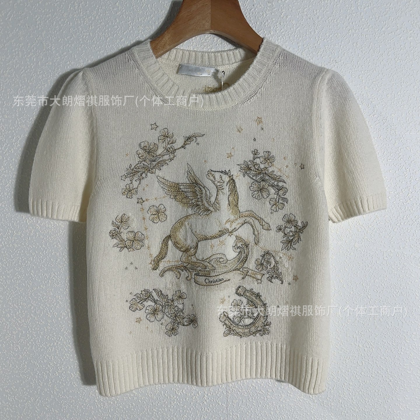 深圳南油货D家~顶~级版本 25早秋新款 重工刺绣圆领针织短袖