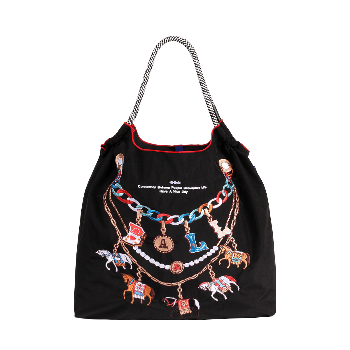 검은색 체인 말