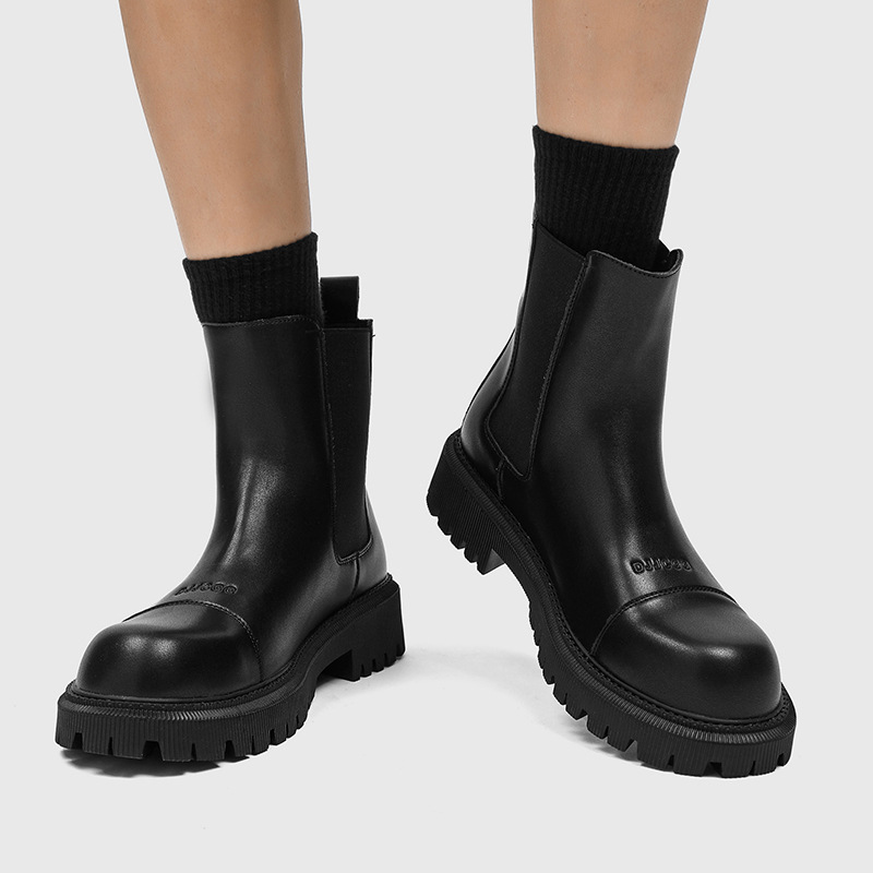 Chelsea, demi-season boots platform
