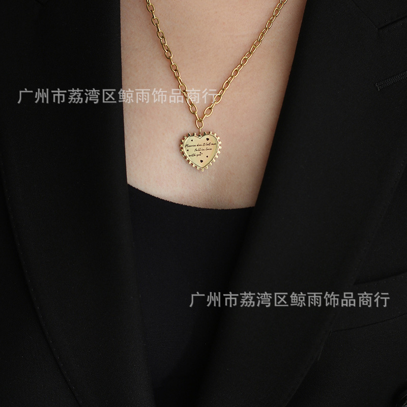 Special Clearance Sale No Supplement Korean Love Heart Thick Straps Autumn/winter Sweater Chain Titanium Steel Entity Wechat Live Broadcast display picture 2