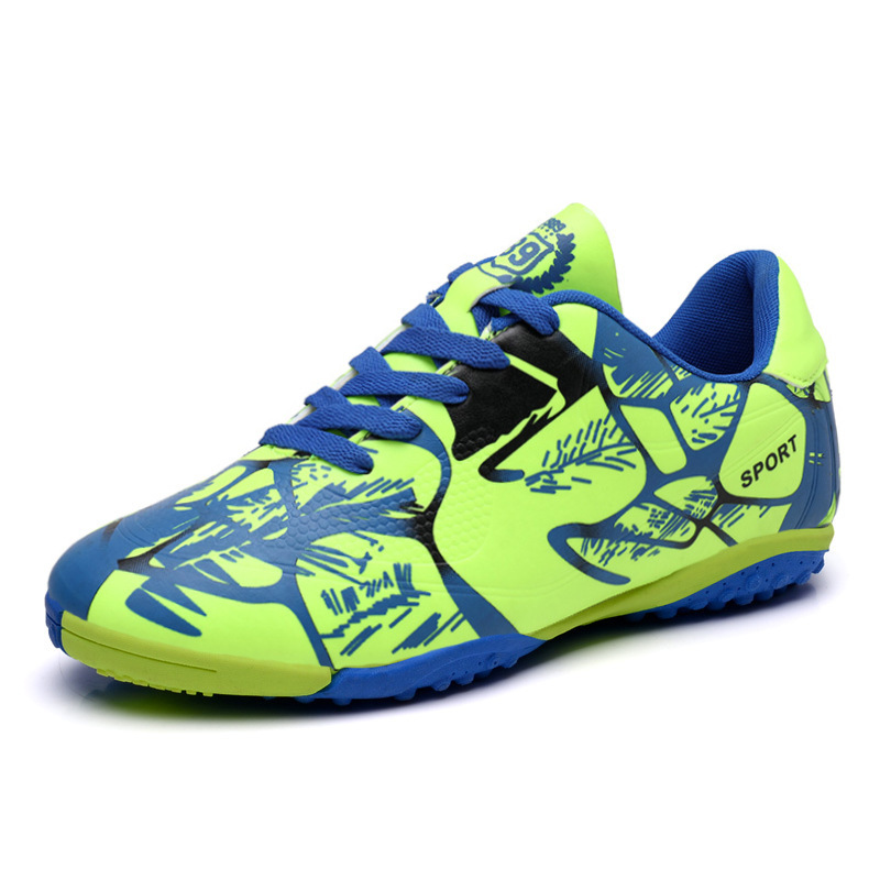 Zapatos de fútbol transfronterizos para adultos hombres y mujeres anti-deslizante artificial zapatos de entrenamiento de clavos de clavos largos estudiantes de primaria al por mayor