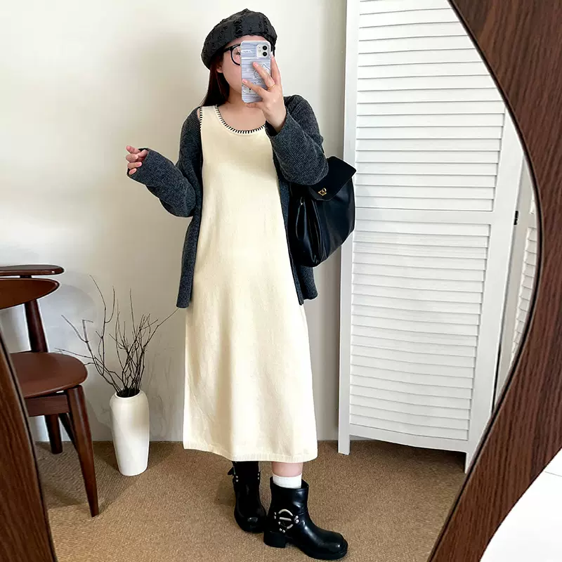 大码女装u领背心裙女中长款连衣裙2025秋胖mm内搭打底针织裙23518