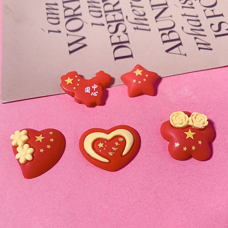 Nuevo día nacional de dibujos animados cinco estrellas bandera roja amor accesorios de resina pegamento crema adornamiento para el cabello broche mapa hecho a mano, etc.