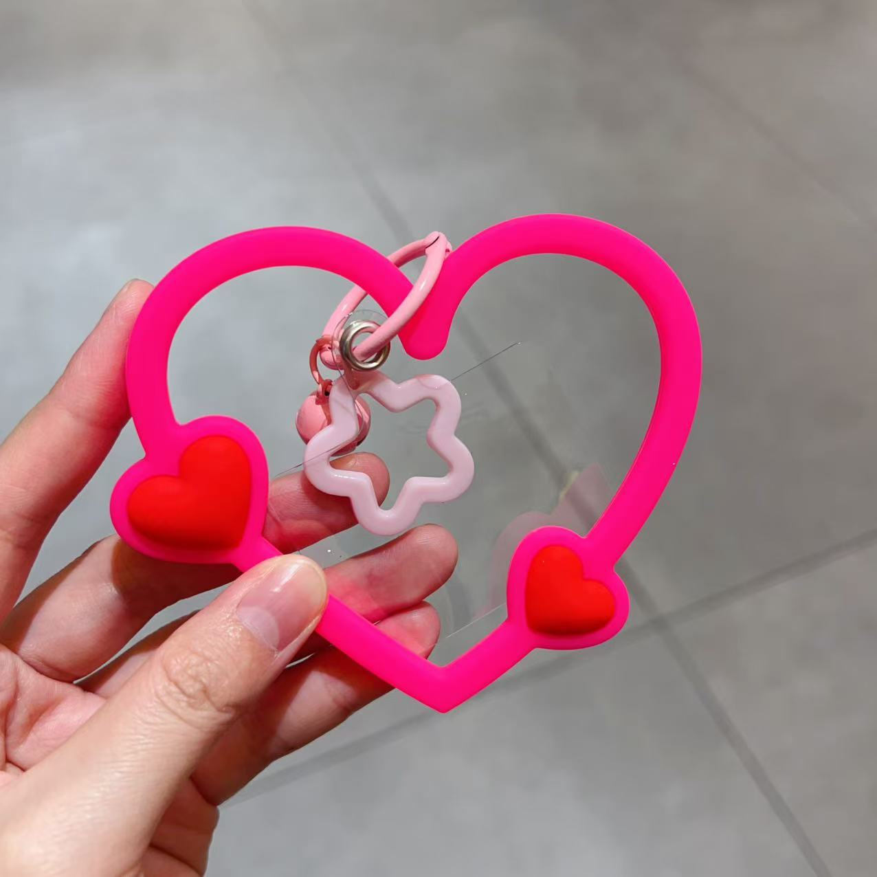 Buca hecha a mano ins viento de alta calidad cuerdas de teléfonos móviles amor pulsera de silicona cuerdas de moda de teléfonos móviles corto / adornos