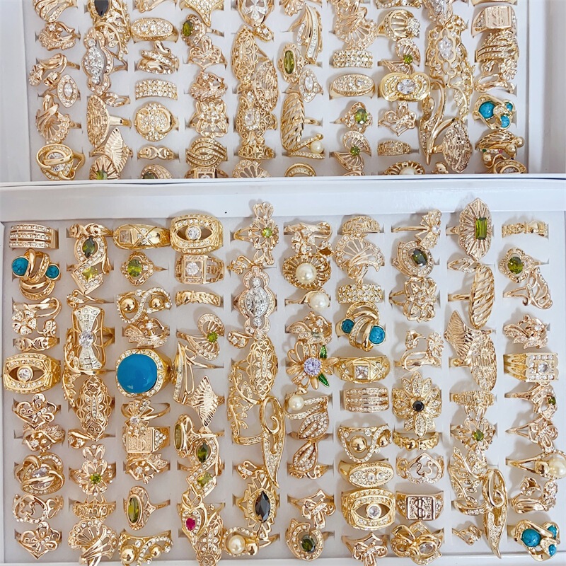 Exaggerated Zircon Rings with Real Gold Plating, Color Retention, Vintage Style, Adjustable Size, Mixed Batch for Women