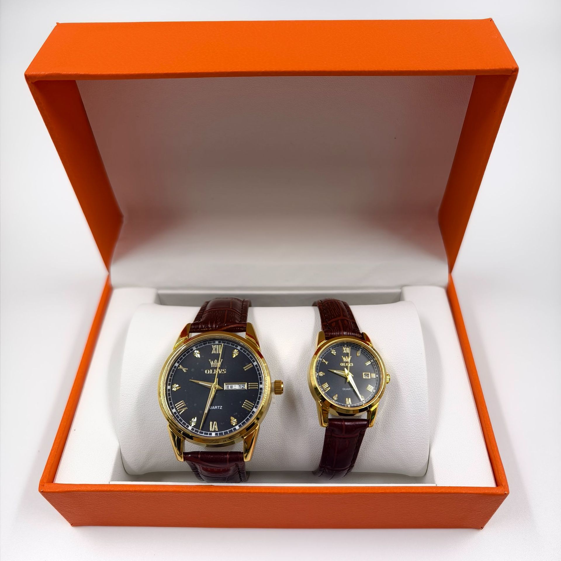 in stock Wholesale Watch Packaging Box Jewelry Storage Box High-end Gift Box Bracelet Display Long Pillow Box Printable Logo