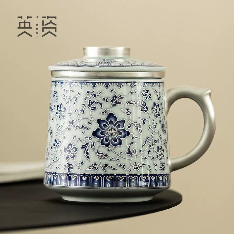 Чашка чая из керамической чайной чашки