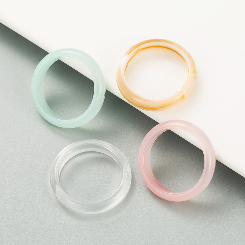 Fashion Korean Style Simple Acrylic Resin Candy Color Ring Set display picture 3