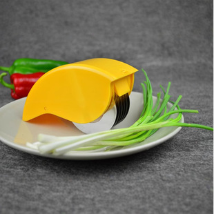 In stock supply multi-wheel pizza cutter practical roller vegetable cutter kitchen creative gadget Onion Cutter